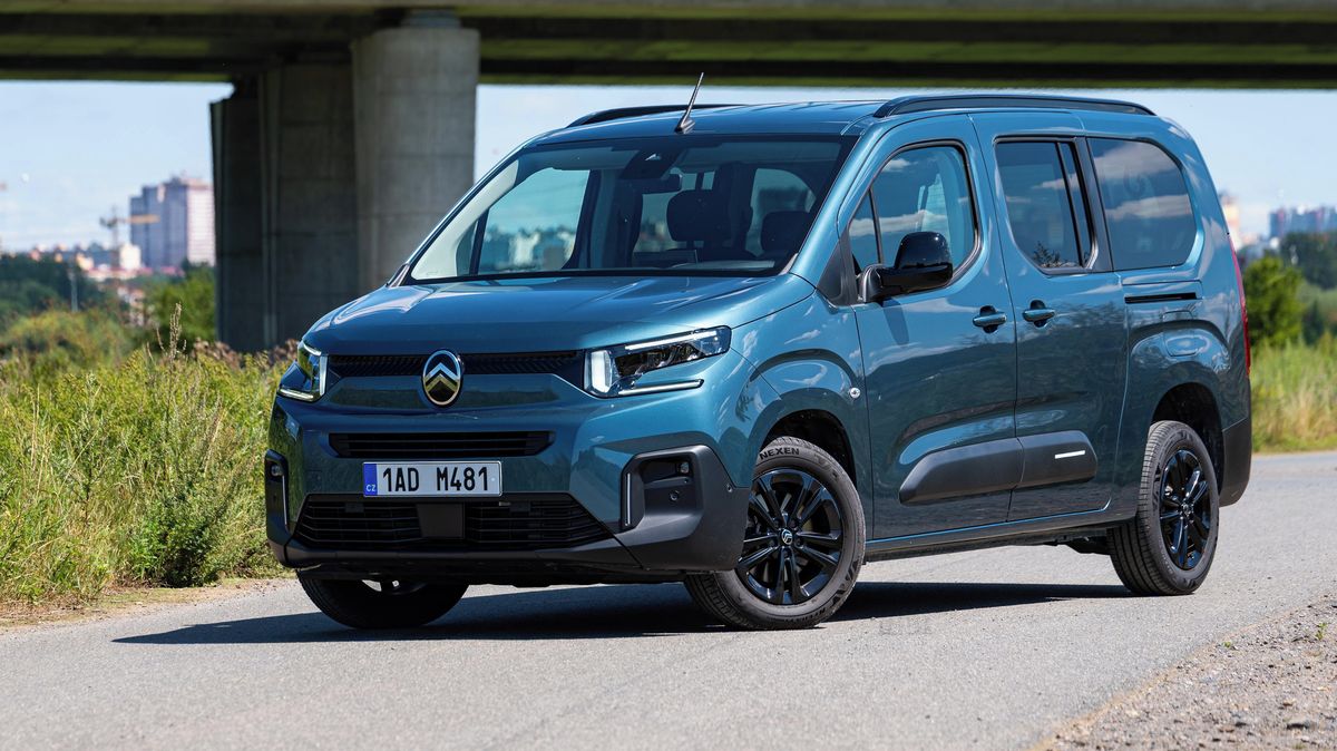 Sedm míst, obří kufr a diesel za rozumné peníze: Tohle auto je i po letech rodinný ideál, řadu moderních SUV strčí do kapsy